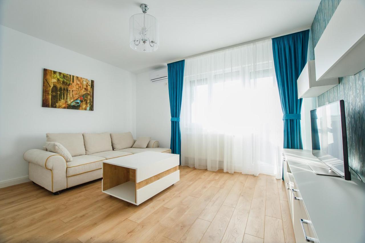 Fantastic Apartment At Prima Residence Oradea Luaran gambar